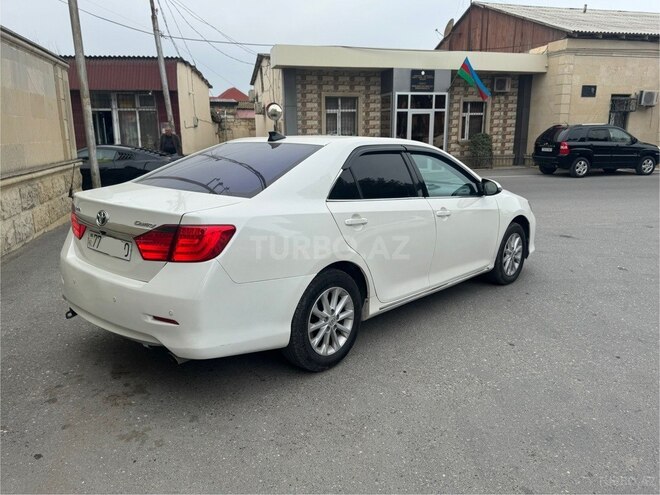 Toyota Camry-4