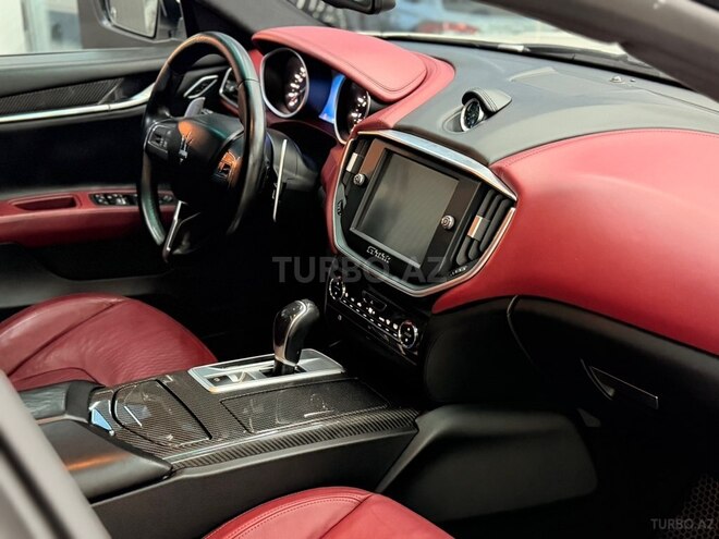 Maserati Ghibli-8