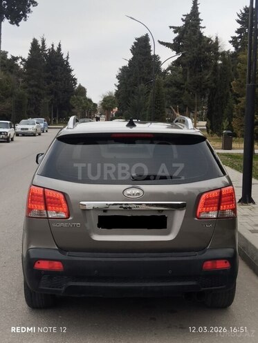 Kia Sorento-4