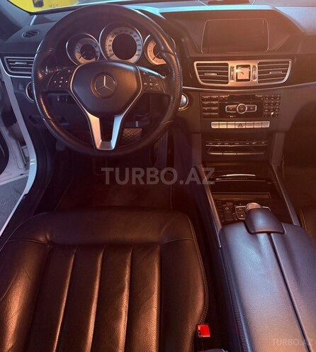 Mercedes E 220-9