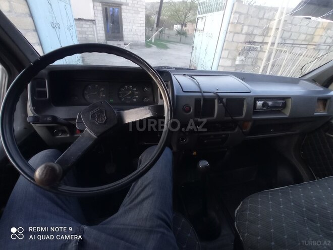 GAZ GAZel (3302-744)-13