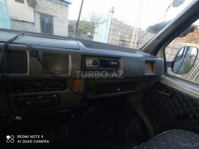GAZ GAZel (3302-744)-11