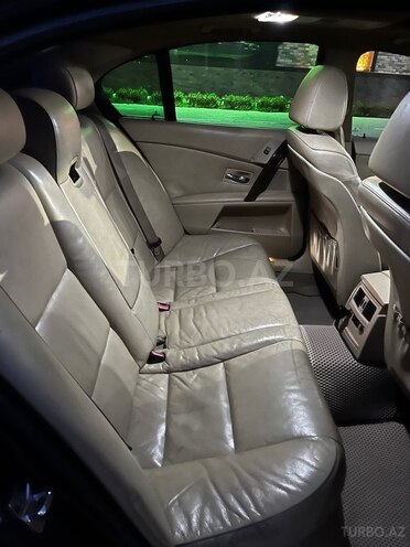 BMW 525-9