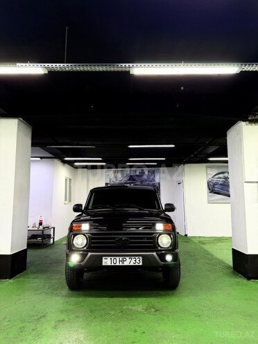 LADA (VAZ) Niva-12