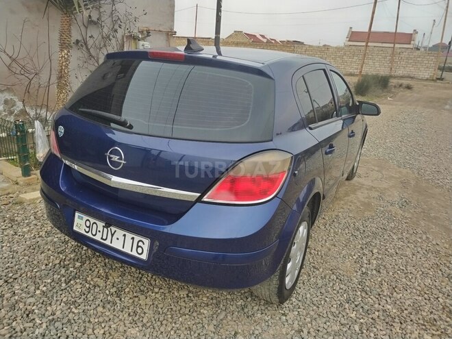 Opel Astra-2