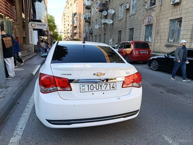 Chevrolet Cruze-3