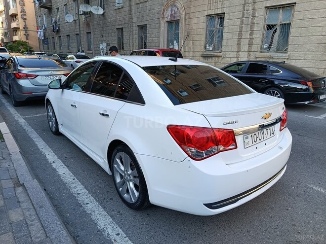 Chevrolet Cruze-4