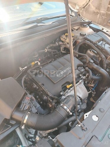 Chevrolet Cruze-9