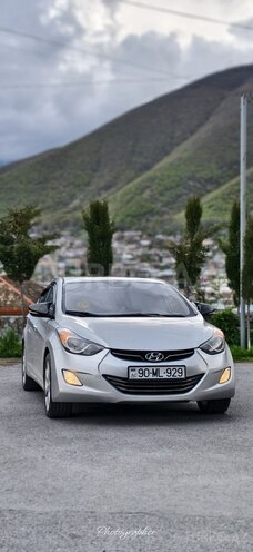 Hyundai Elantra-17
