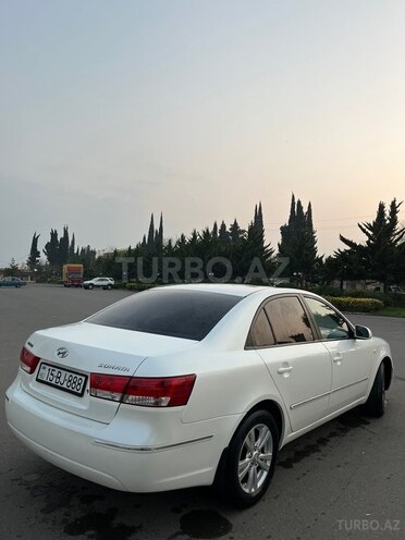 Hyundai Sonata-2
