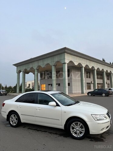 Hyundai Sonata-3