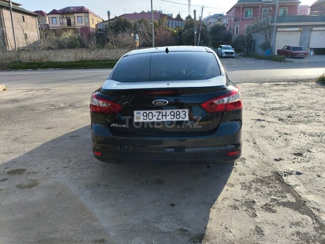 Ford Focus-2