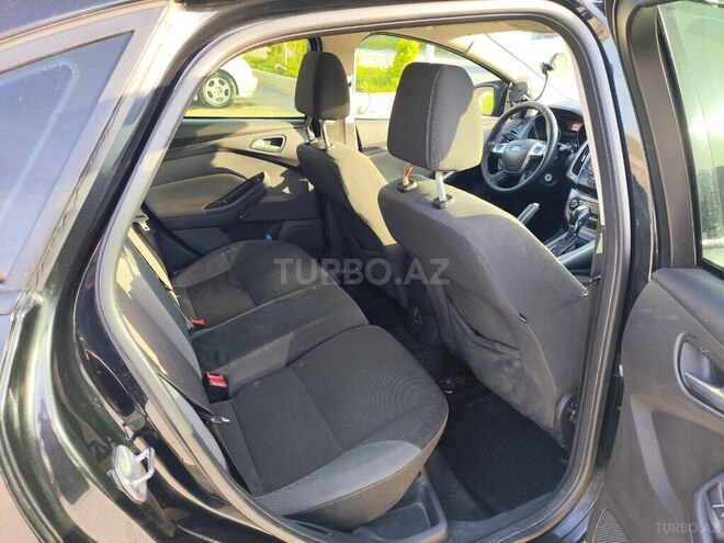 Ford Focus-5