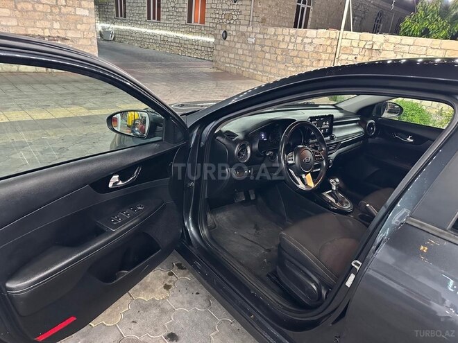 Kia Forte-13
