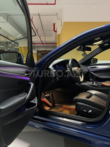 BMW 520d-11
