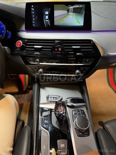 BMW 520d-14