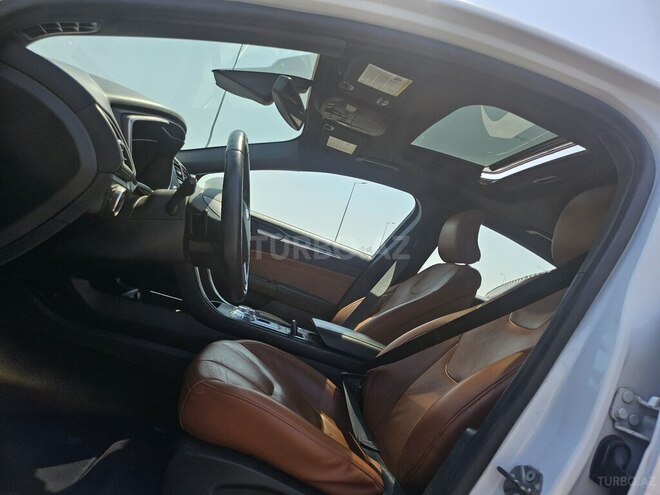 Ford Fusion (North America)-8