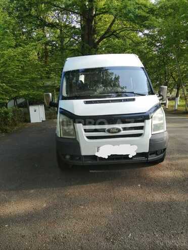 Ford Transit-1