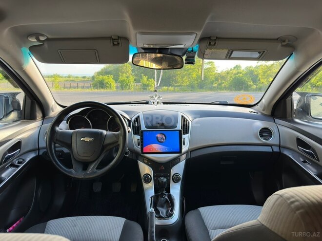 Chevrolet Cruze-8