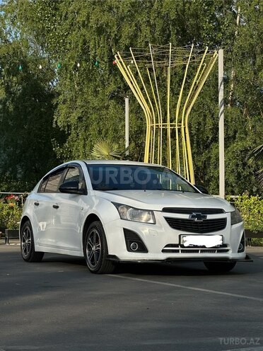 Chevrolet Cruze-1