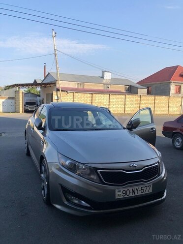 Kia Optima-13