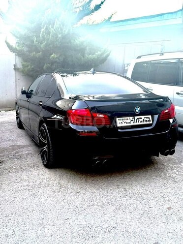 BMW 528-2