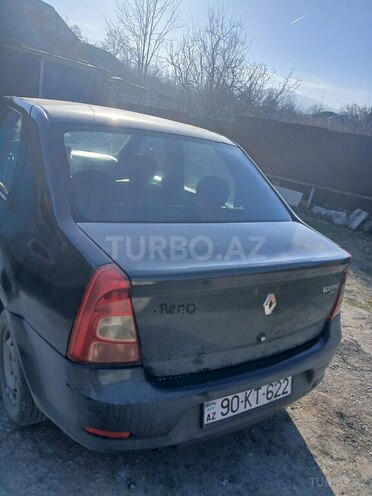 Renault Logan-2