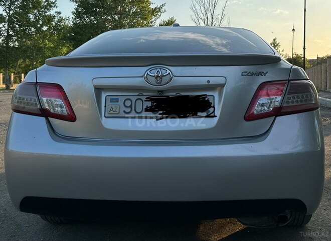 Toyota Camry-2