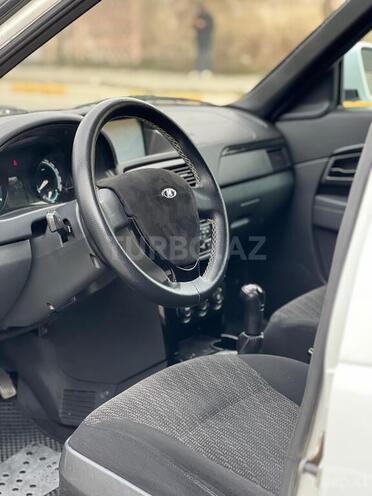 LADA (VAZ) Priora-8