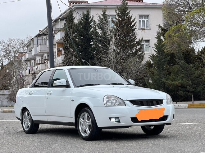 LADA (VAZ) Priora-13