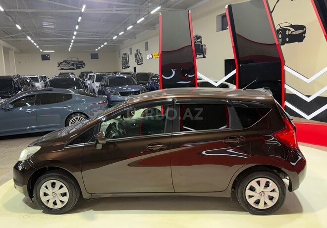 Nissan Note-4