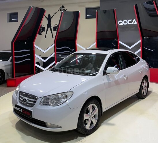 Hyundai Elantra-1