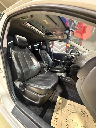 Hyundai Elantra-14