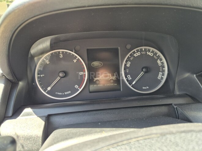 Land Rover Discovery-16