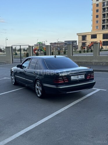 Mercedes E 220-8