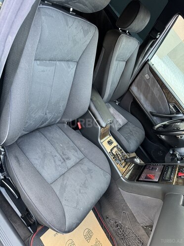 Mercedes E 220-15