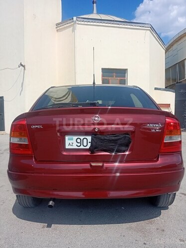Opel Astra-2