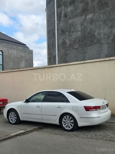 Hyundai Sonata-5