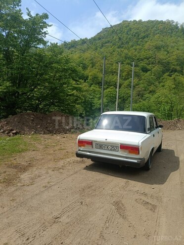 LADA (VAZ) 2107-5
