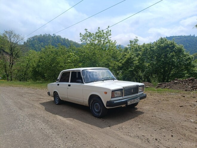 LADA (VAZ) 2107-8