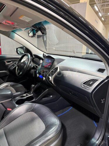 Hyundai ix35-14