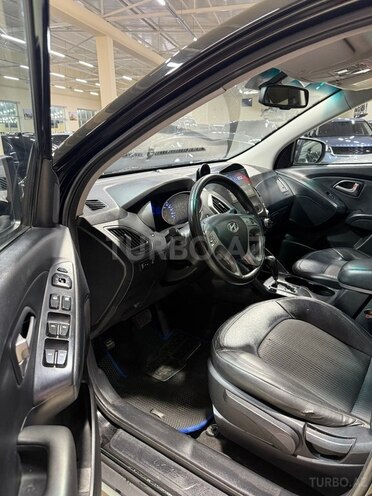 Hyundai ix35-15