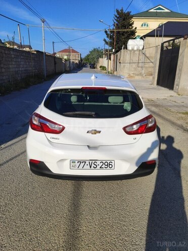 Chevrolet Cruze-2