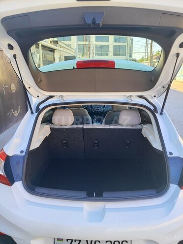 Chevrolet Cruze-9