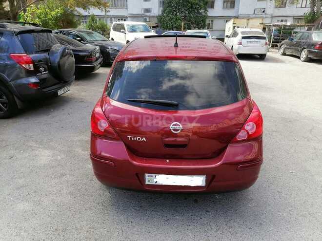 Nissan Tiida-2