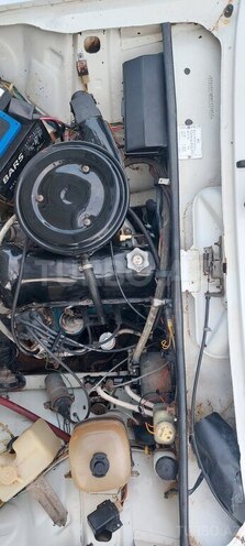 LADA (VAZ) 2107-4