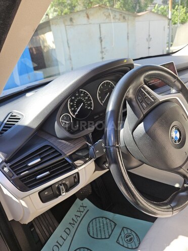 BMW X5-8