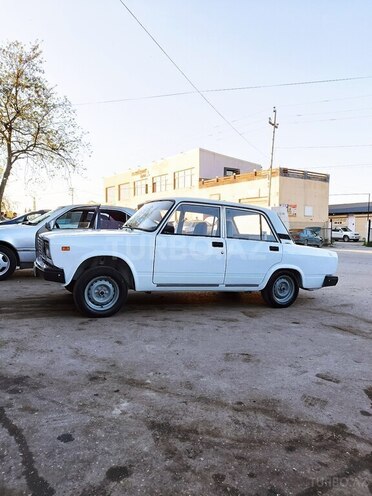 LADA (VAZ) 2107-8