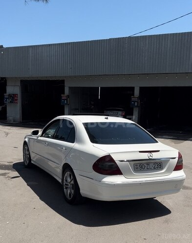 Mercedes E 220-3