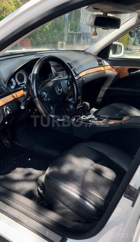 Mercedes E 220-4